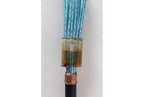 高速數(shù)據(jù)線